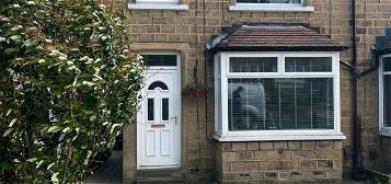 Terraced house to rent in Sunnymead, Huddersfield HD5
