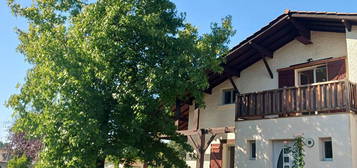 Maison meublée  à louer, 7 pièces, 6 chambres, 153 m²