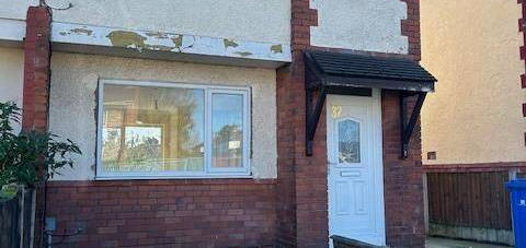 2 bedroom semi-detached house