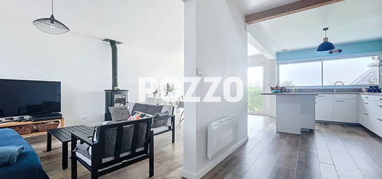 Maison  à vendre, 6 pièces, 4 chambres, 105 m²