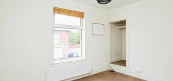 2 bedroom end of terrace house