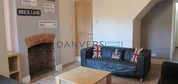 4 bedroom terraced house