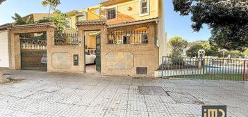 Casa adosada en calle De Santa Inés en Campanillas, Málaga