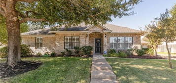 5106 Saint Andrews Dr, College Station, TX 77845