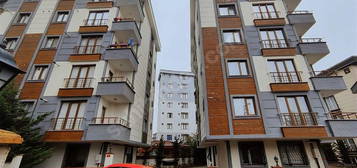 TAŞDELENDE İSKANLI BİNADA 92 M2 3. KAT EBEVEYN BANYOLU DAİRE