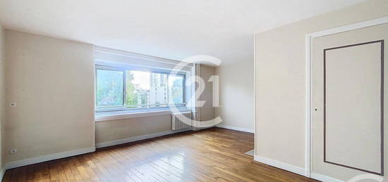 Location appartement 4 pièces 92 m²