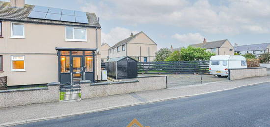 3 bed semi-detached house for sale