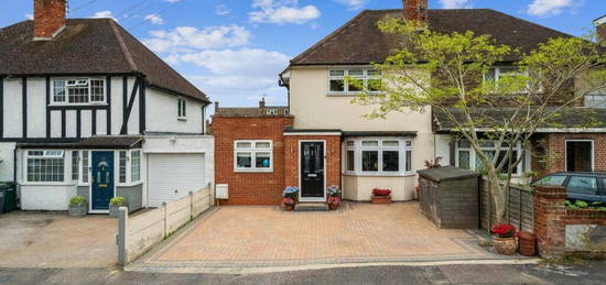 3 bedroom semi-detached house for sale