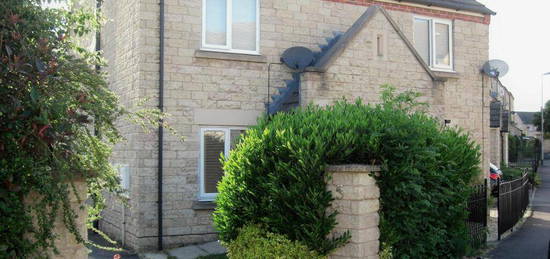 2 bedroom semi-detached house