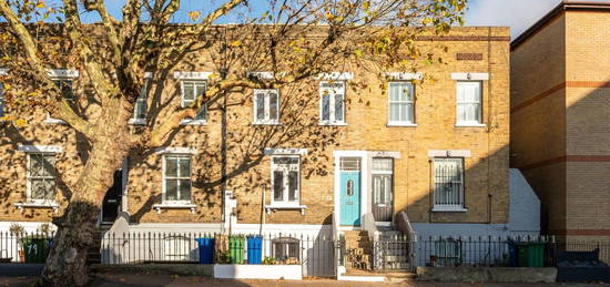 Property to rent in Southwark Park Road, Bermondsey, London SE16