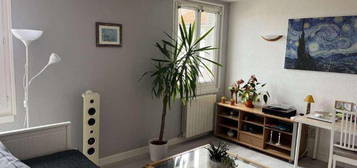 Location appartement 2 pièces 55 m²