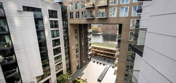 Studio to rent in Baltimore Wharf, London E14