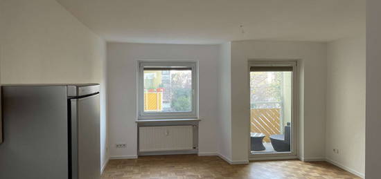 1-Zimmer-Appartement mit Einbauküche und Balkon in zentraler Lage