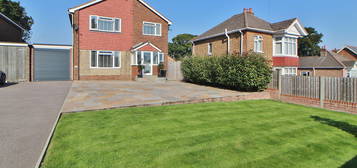 4 bed detached house for sale