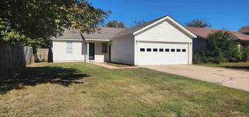 2813 Brookside Cir, Paragould, AR 72450