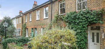 Cottage to rent in Orchard Cottages, Orchard Walk, Kingston Upon Thames KT2