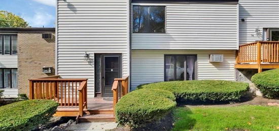 3 Hook Rd Unit 73, Poughkeepsie, NY 12601