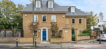 Flat for sale in London Road, Morden SM4