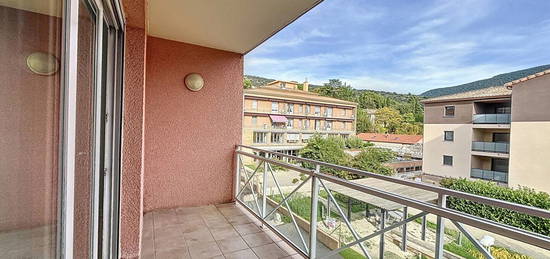 Location appartement 2 pièces 43 m²