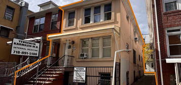 3084 Brighton 13 St, Brooklyn, NY 11235