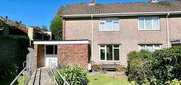 2 bedroom semi-detached house for sale