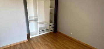 Appartement  à louer, 2 pièces, 1 chambre, 38 m²