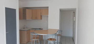 Location appartement 1 pièce 32 m²