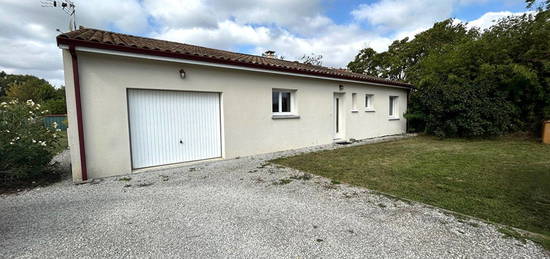 Maison de plain-pied  à louer, 4 pièces, 3 chambres, 104 m²