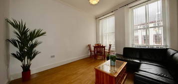 2 bed flat to rent