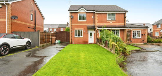 2 bed semi-detached house for sale