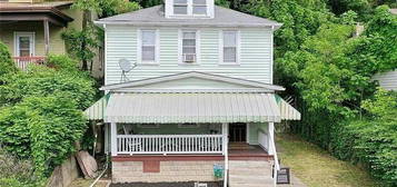 547 Boquet St, Carnegie, PA 15106