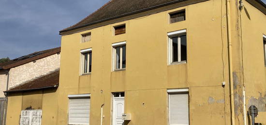 Vente maison 6 pièces 141 m²