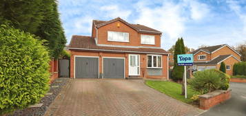 4 bed detached house for sale