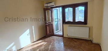 Apartament 3 cam  etaj 3,Victoriei, 72mp conf 1 decomandat