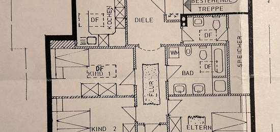 Ansprechende und sanierte 5-Zimmer-Dachgeschosswohnung mit Einbauküche in Tacherting