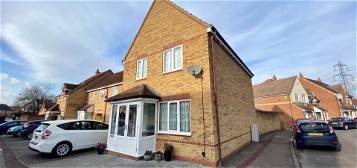 3 bed link detached house to rent