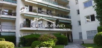 Appartement  à vendre, 3 pièces, 2 chambres, 65 m²