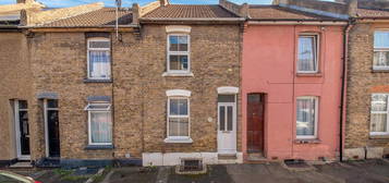 2 bed terraced house for sale