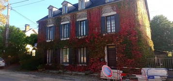 Maison à vendre 10 pièces à Montignac-Lascaux (24)