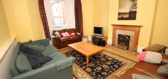 Terraced house to rent in Queens Terrace, Jesmond, Newcastle Upon Tyne NE2