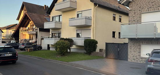 Charmante 2,5 Zimmer-Wohnung in Bad Nauheim mit Weitblick