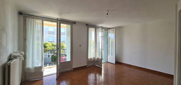 Appartement Carpentras 3 pièces 62.5 m²