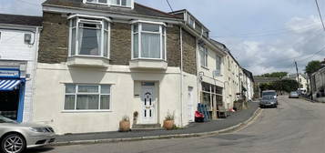 5 bedroom terraced house for sale