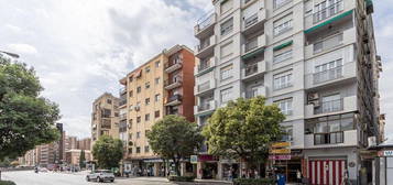 Piso en venta en calle Acera del Darro, 94