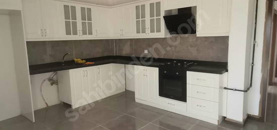 GENİŞ FERAH TERAS BALKONLU 3+1 DAİRE