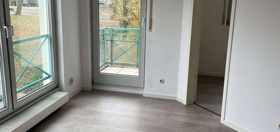 Geschmackvolle 2-Zimmer-Wohnung mit Balkon und EBK in Aachen