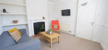 2 bedroom terraced house