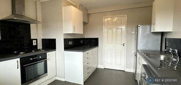 3 bedroom flat