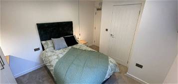 Room to rent in Room 1, 49 Barnstock, Bretton, Peterborough PE3