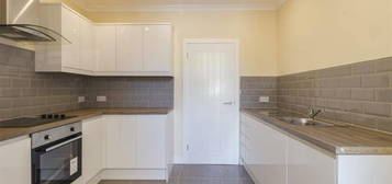 3 bedroom terraced house